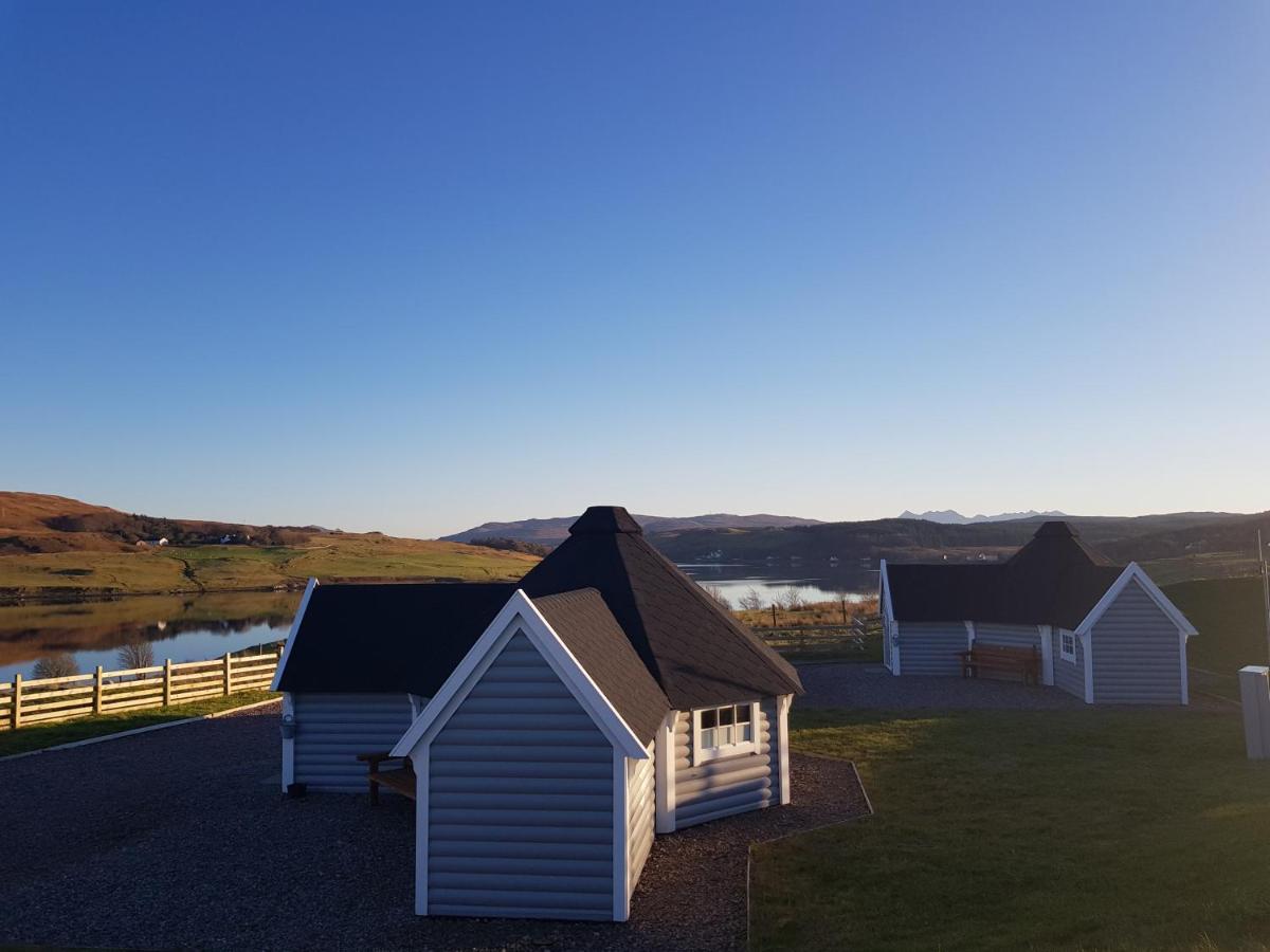 Skye Cabins Skeabost Exterior foto